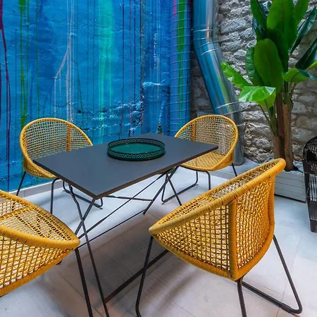 Balmis Plaza * لقنت